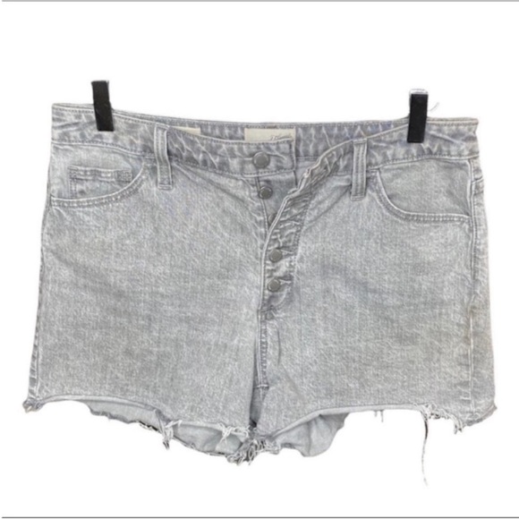 UNIVERSAL THREAD vintage midi jean shorts 8 / 29R - Picture 1 of 9